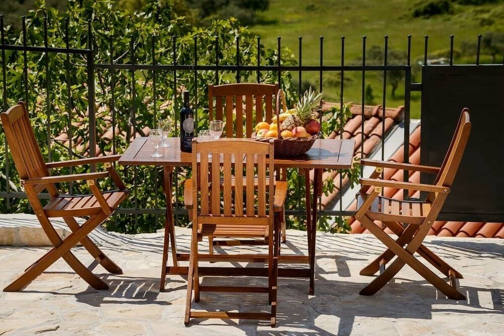 Photo of Patio Balcony in Kobas
