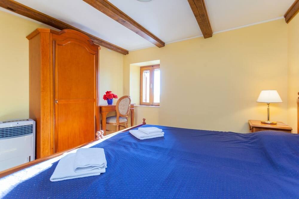 Photo of Bedroom in Kobas