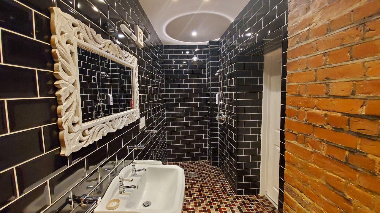 Photo of Bathroom in London Borough of Hounslow