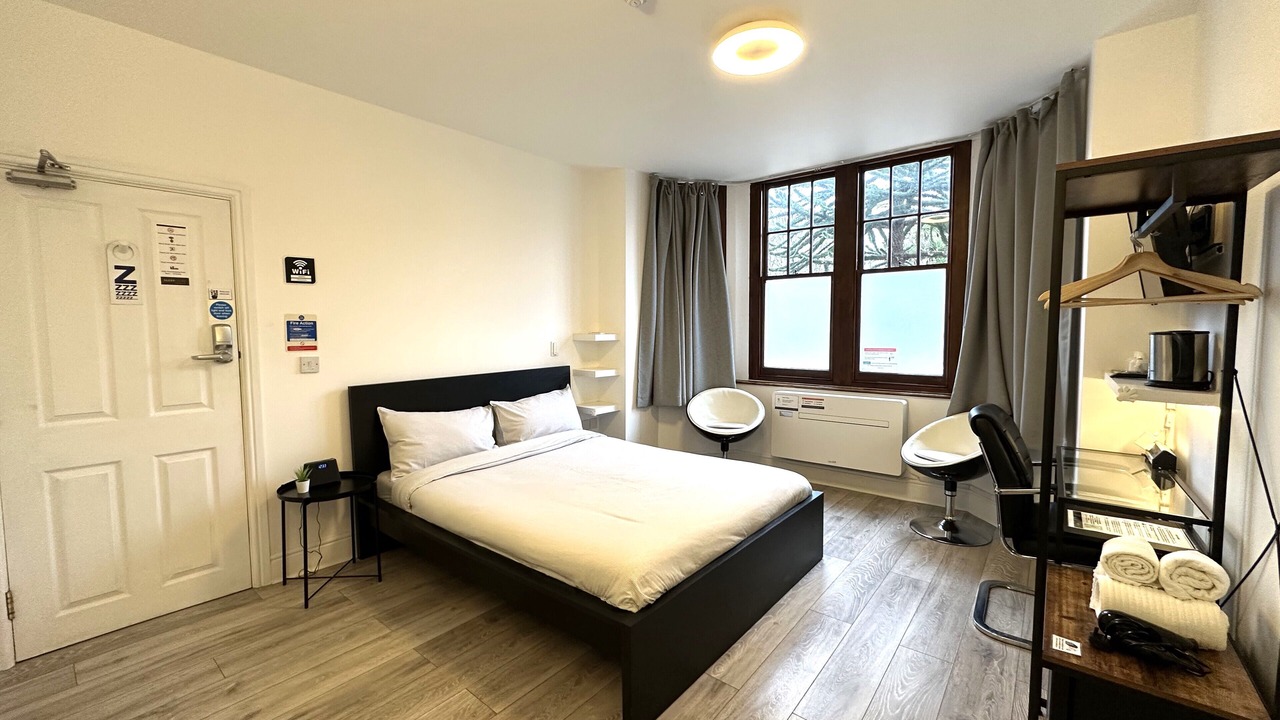 Photo of Bedroom in London Borough of Hounslow