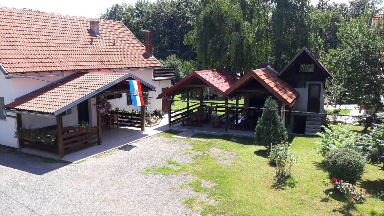 Photo of Outdoor in Catrnja