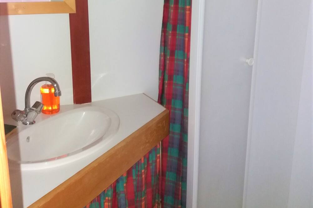 Photo of Bathroom in Autry-le-Chatel