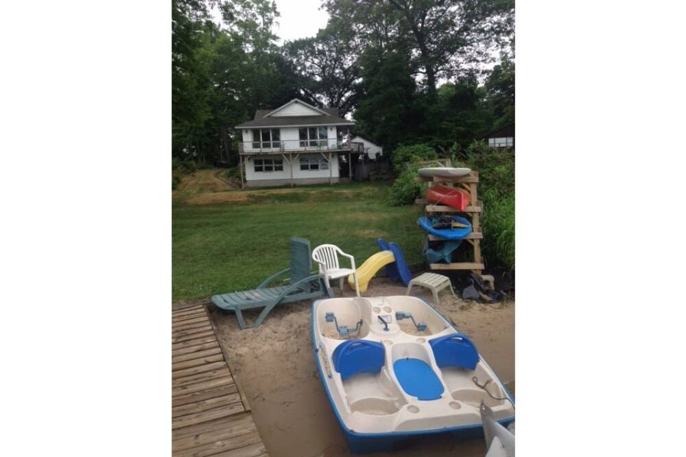 Photo of Others in Twin Lake