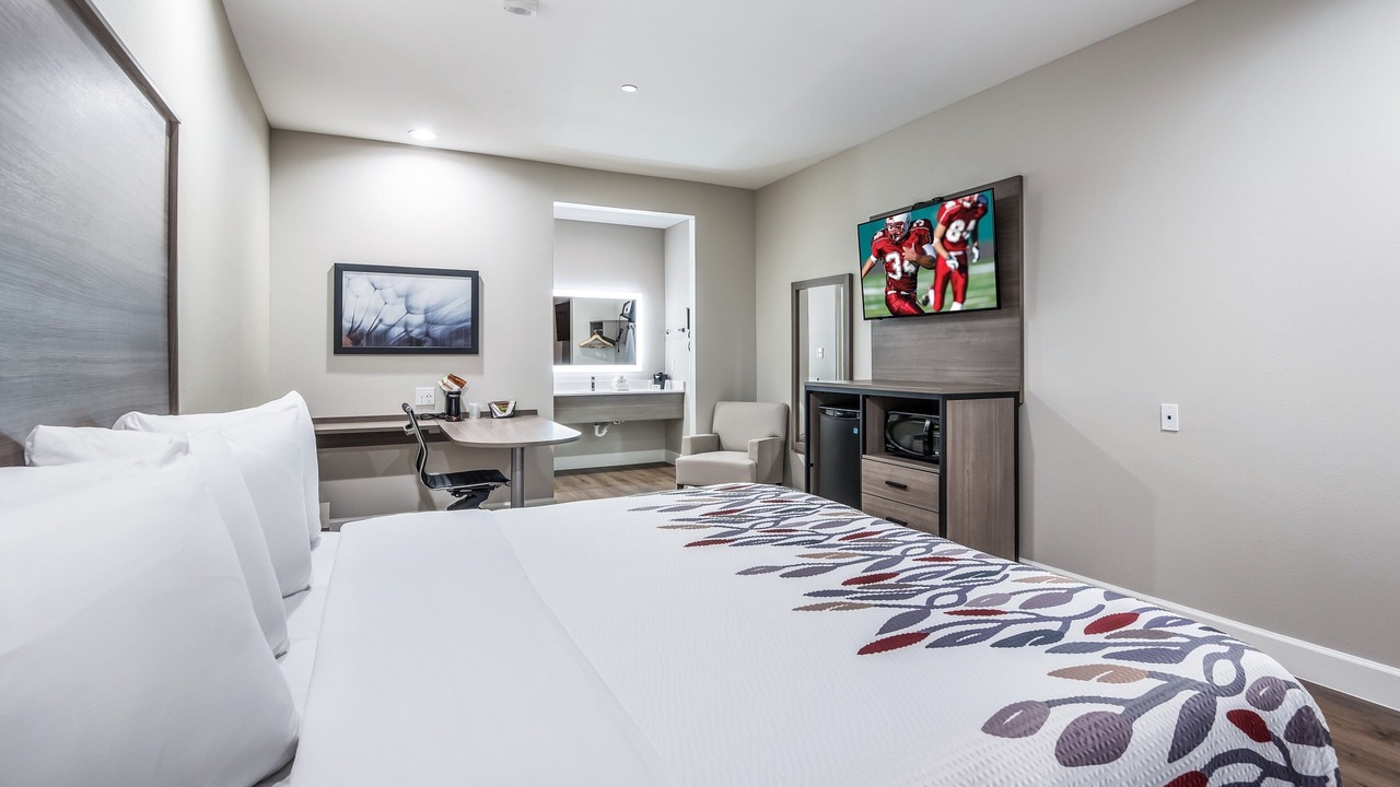 Photo of Bedroom in Mont Belvieu