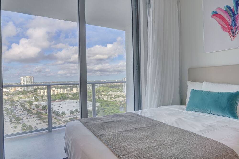 Photo of Bedroom in Hallandale Beach