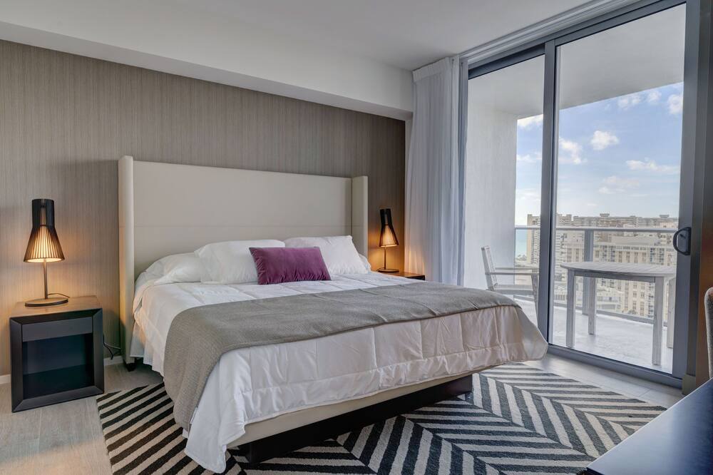 Photo of Bedroom in Hallandale Beach