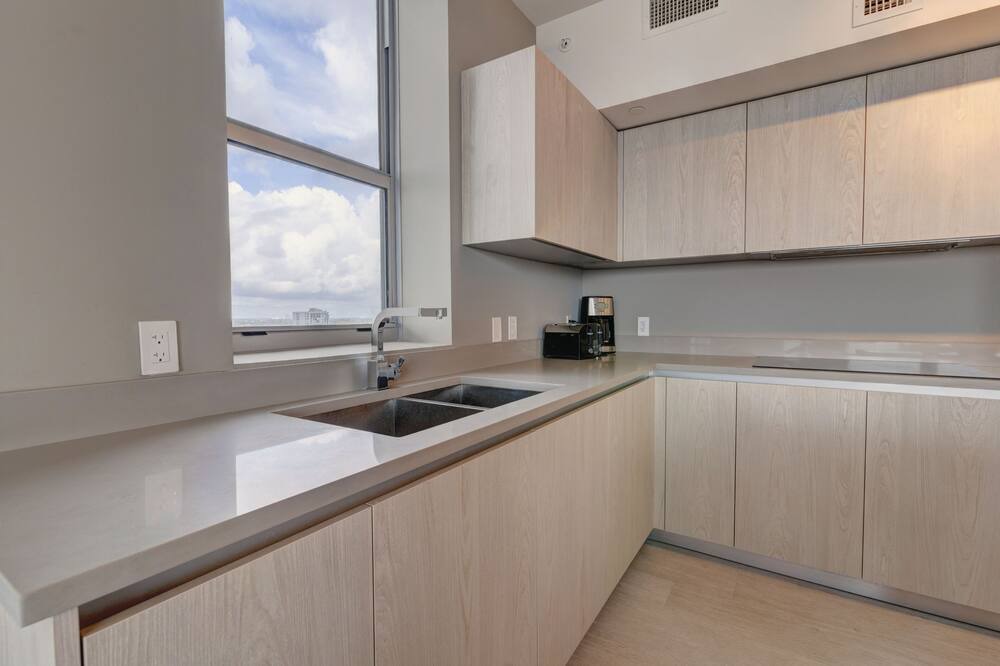 Photo of Kitchen in Hallandale Beach