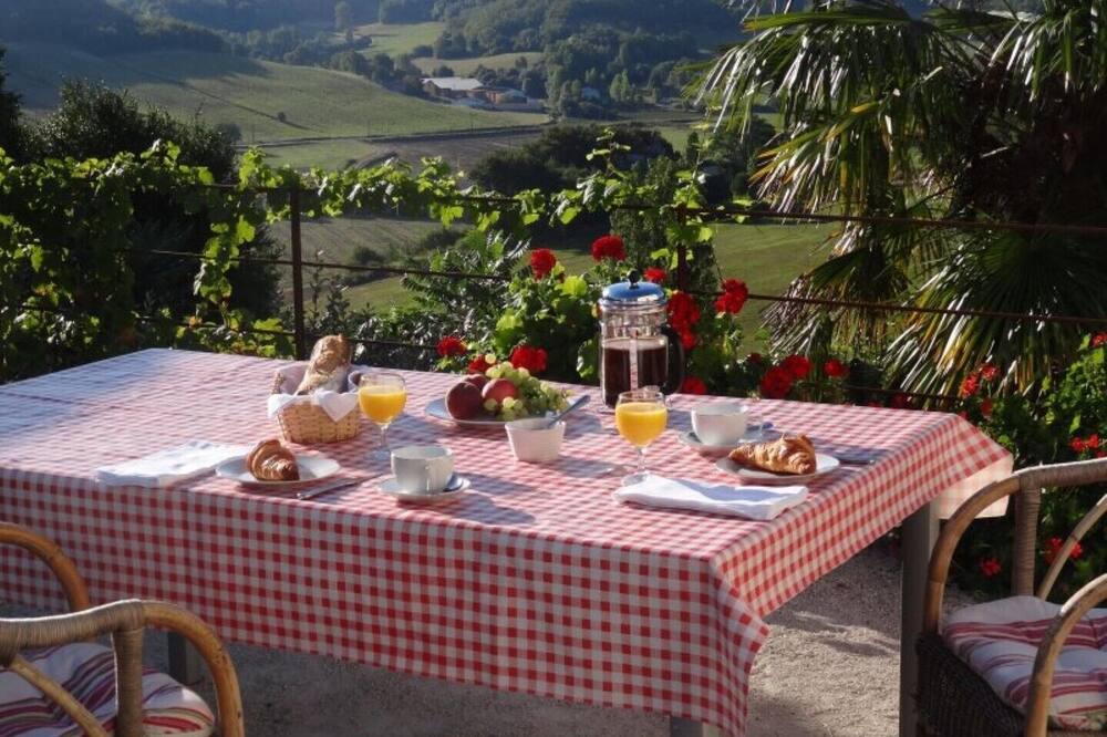 Photo of Patio Balcony in Lauzerte