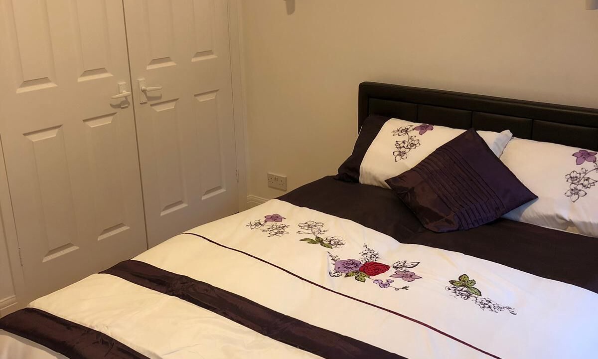 Photo of Others in Horsell