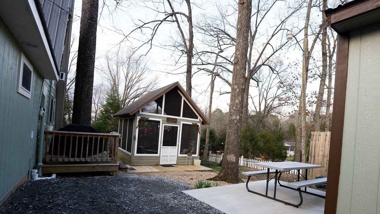 Photo of Outdoor in Springville
