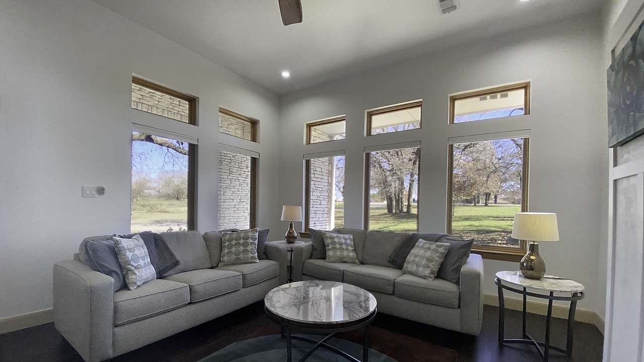 Photo of Livingroom in Bartonville