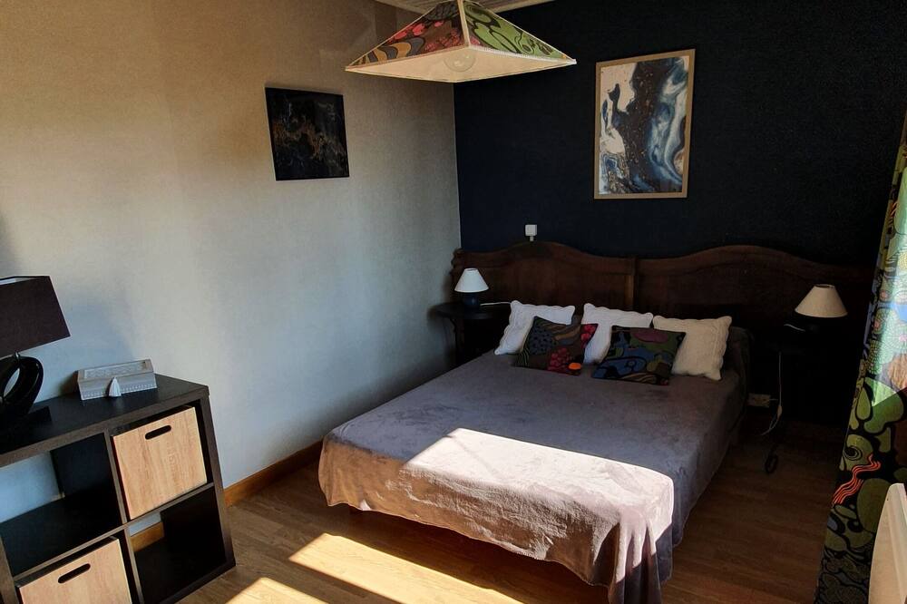 Photo of Bedroom in Courniou