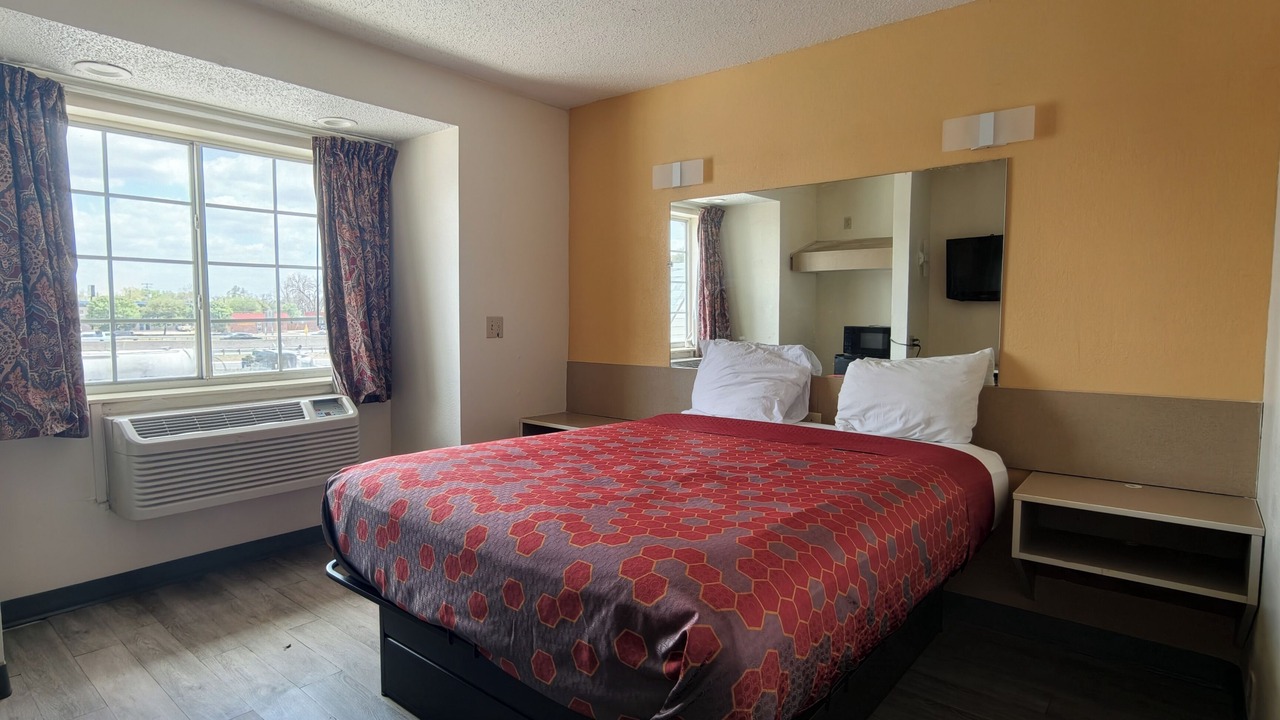 Photo of Bedroom in San Marcos