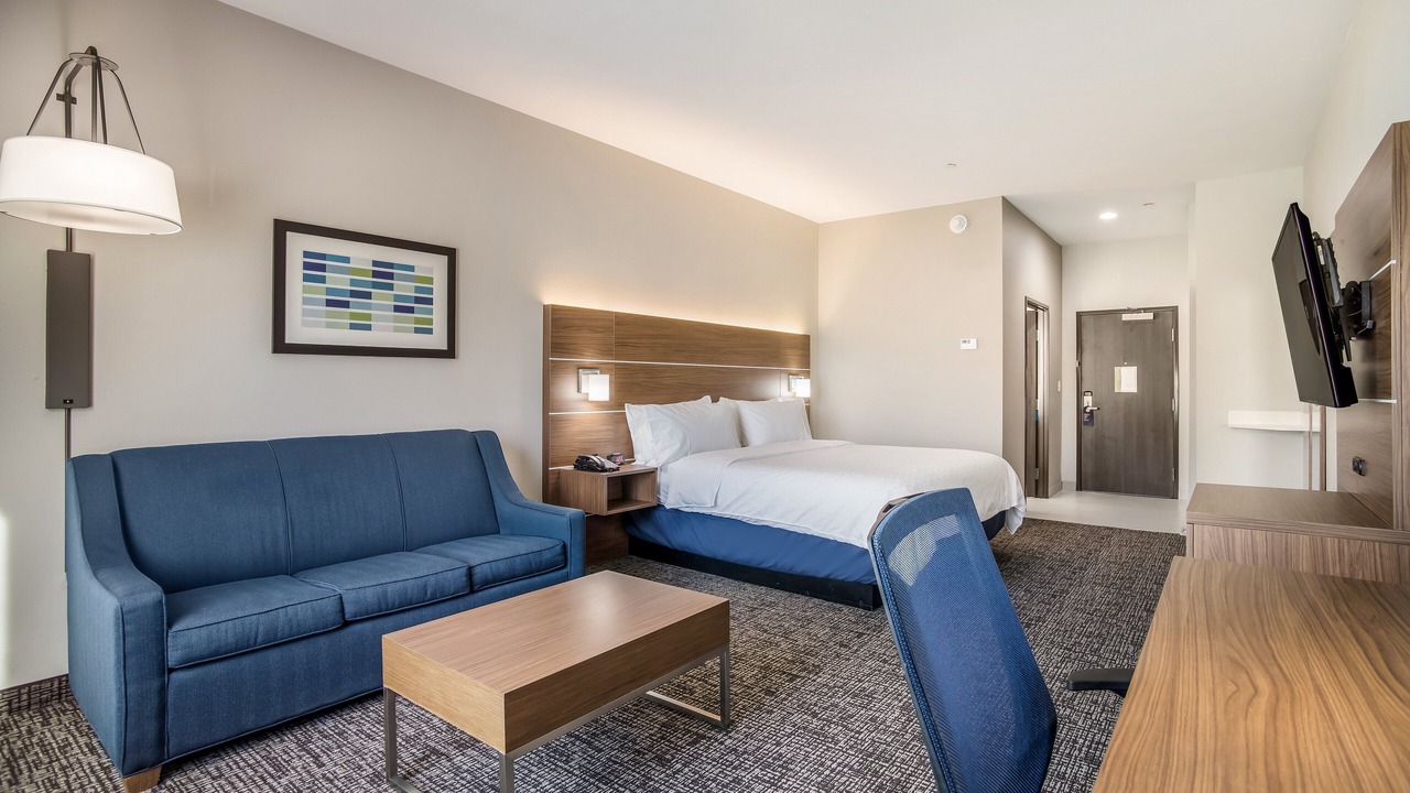 Photo of Bedroom in Tulsa