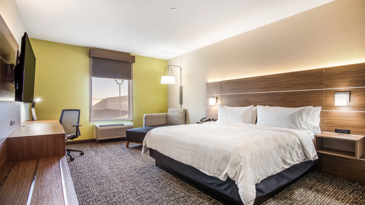 Photo of Bedroom in Tulsa