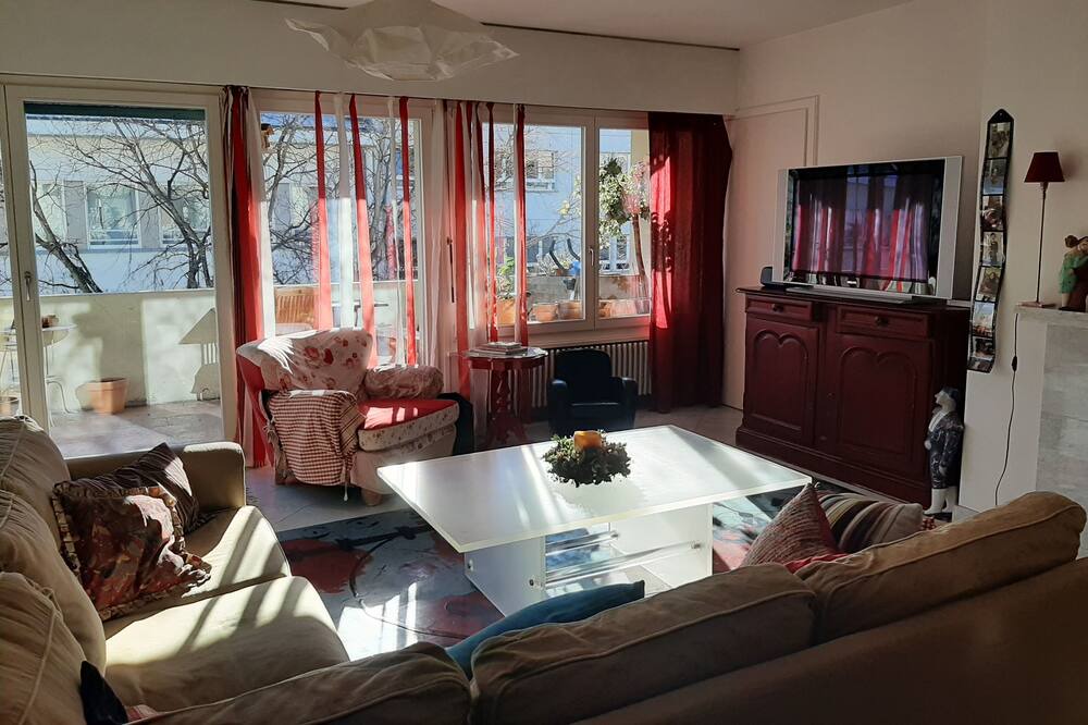 Photo of Livingroom in Sion