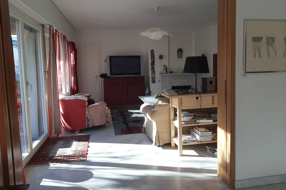 Photo of Livingroom in Sion