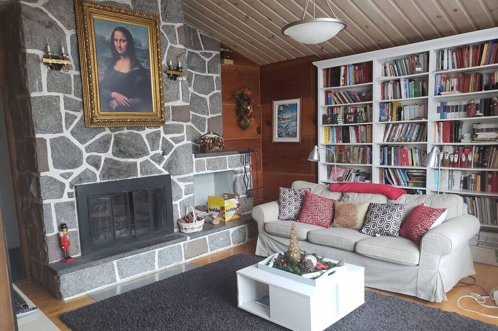 Photo of Bedroom in Ivry-sur-le-Lac