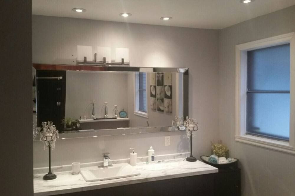 Photo of Bathroom in Ivry-sur-le-Lac