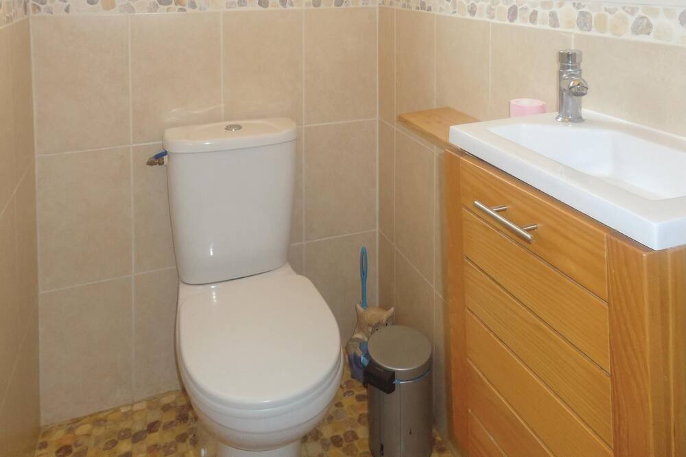 Photo of Bathroom in Cazouls-d'Herault