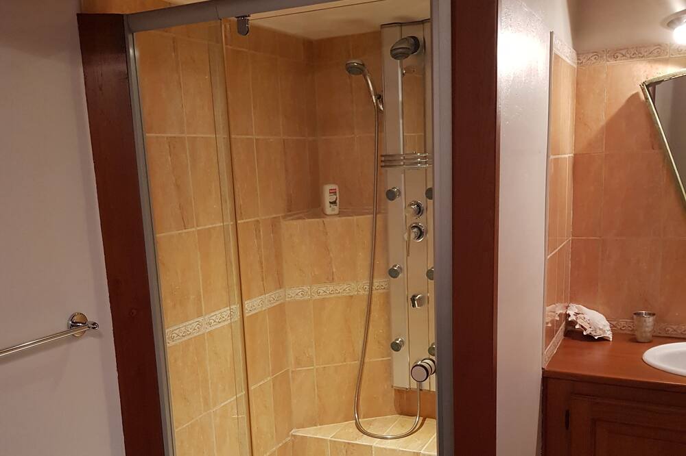 Photo of Bathroom in Valprionde