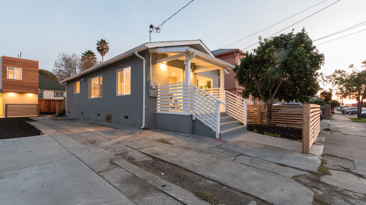 Photo of Buildings in Oakland