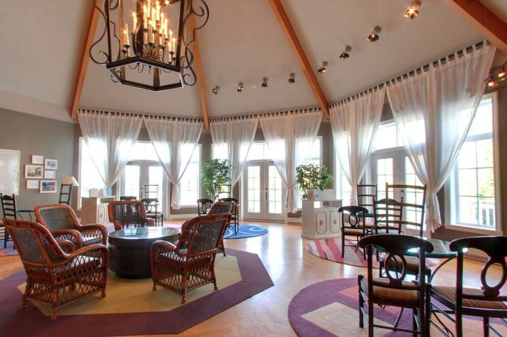 Photo of Livingroom in Mont-Tremblant