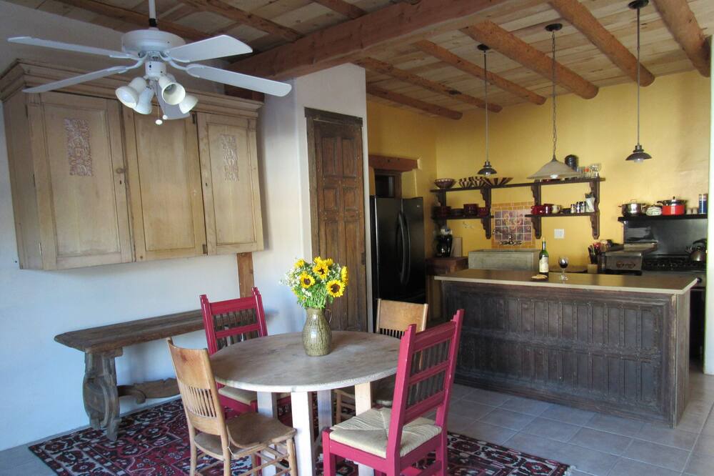 Photo of Kitchen in Canoncito