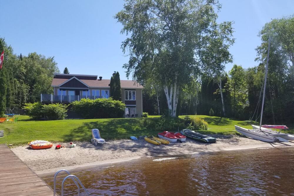 Photo of Outdoor in Alma