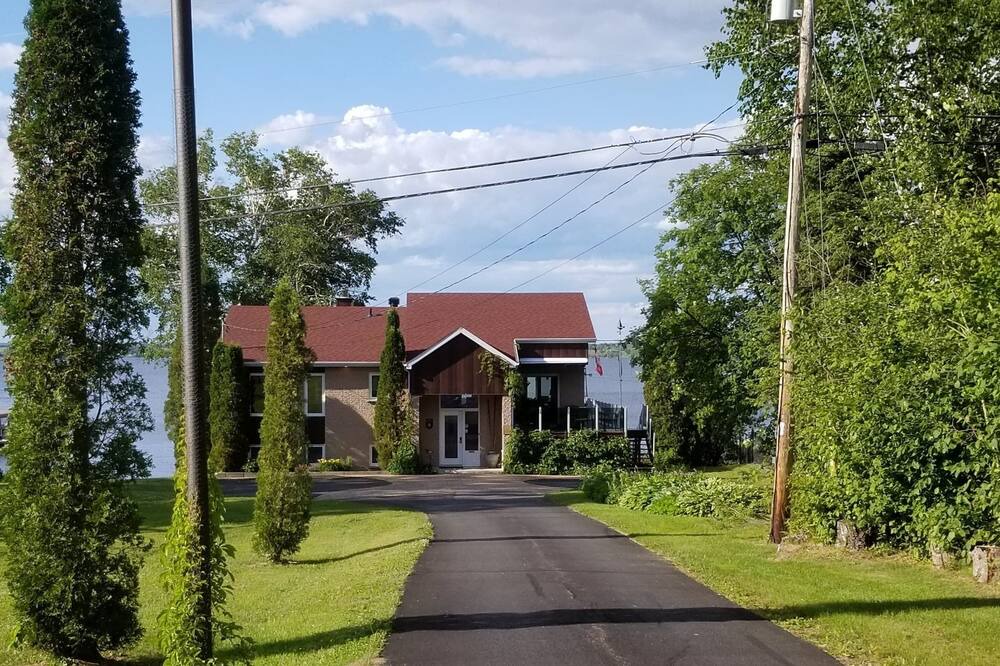Photo of Outdoor in Alma