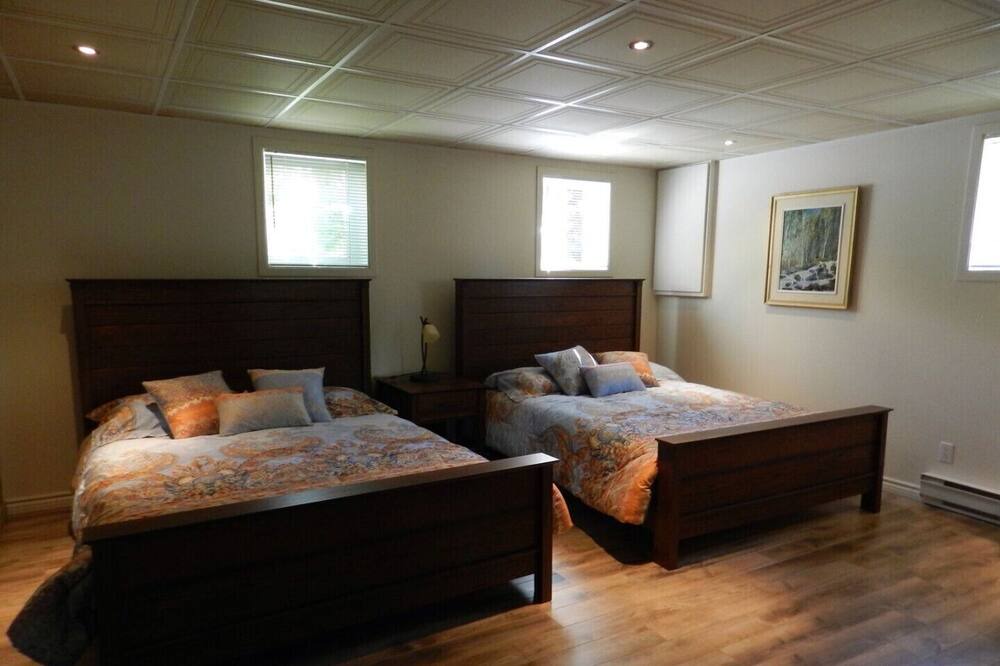 Photo of Bedroom in Alma