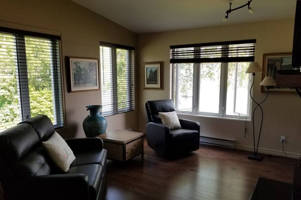Photo of Livingroom in Alma