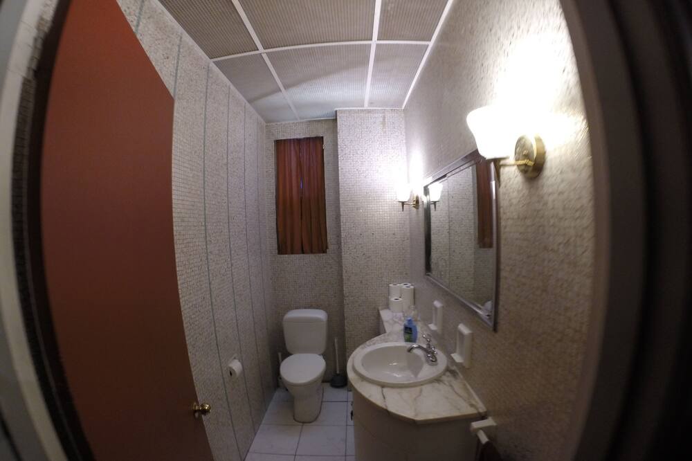 Photo of Bathroom in Montreal