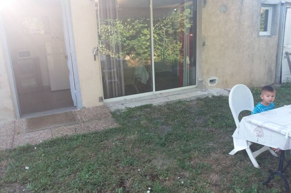 Photo of Patio Balcony in Rousson
