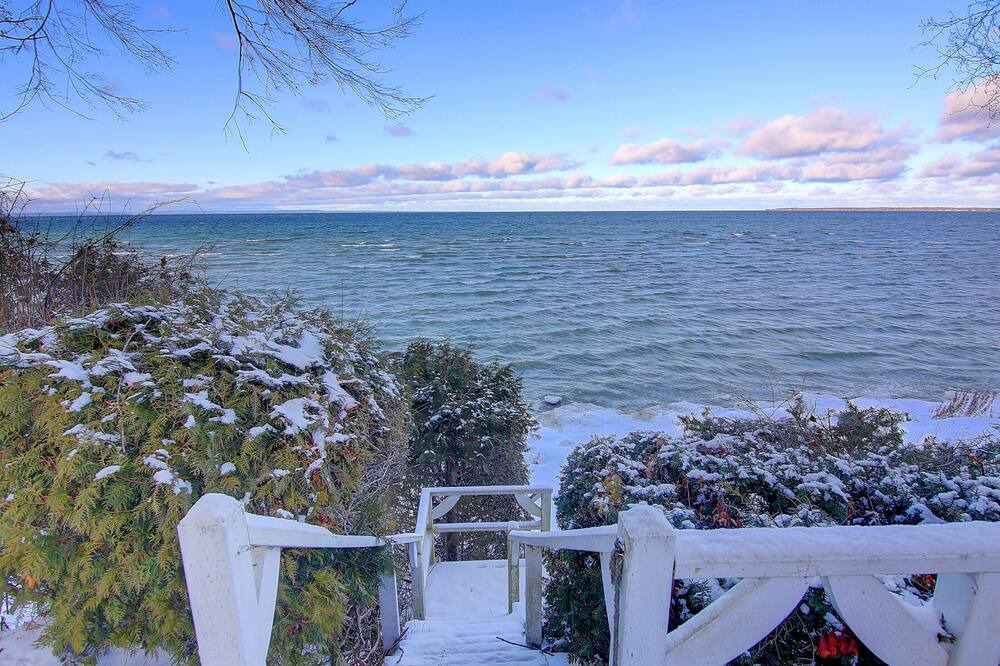Photo of Outdoor in Sutton