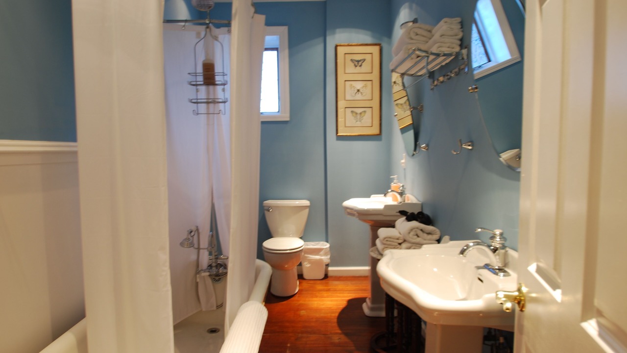 Photo of Bathroom in Grand Center