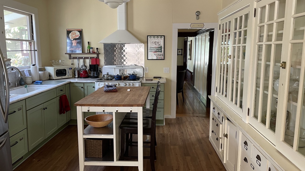 Photo of Kitchen in Piedmont Avenue