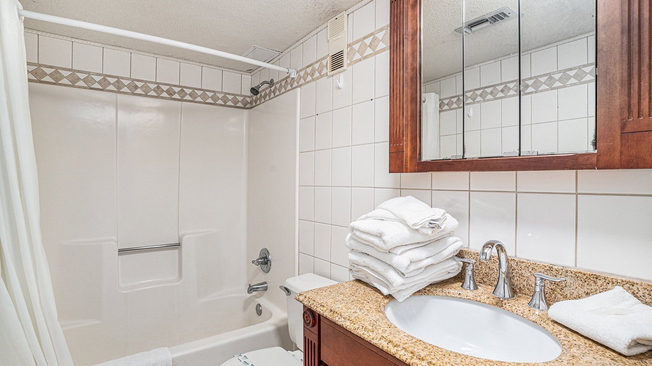 Photo of Bathroom in Garden City