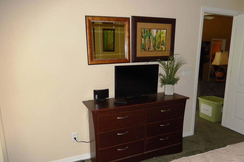 Photo of Bedroom in Sandy Ridge