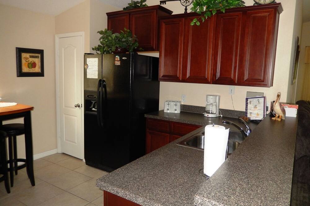 Photo of Kitchen in Sandy Ridge