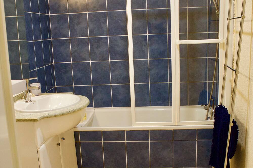 Photo of Bathroom in Carcassonne