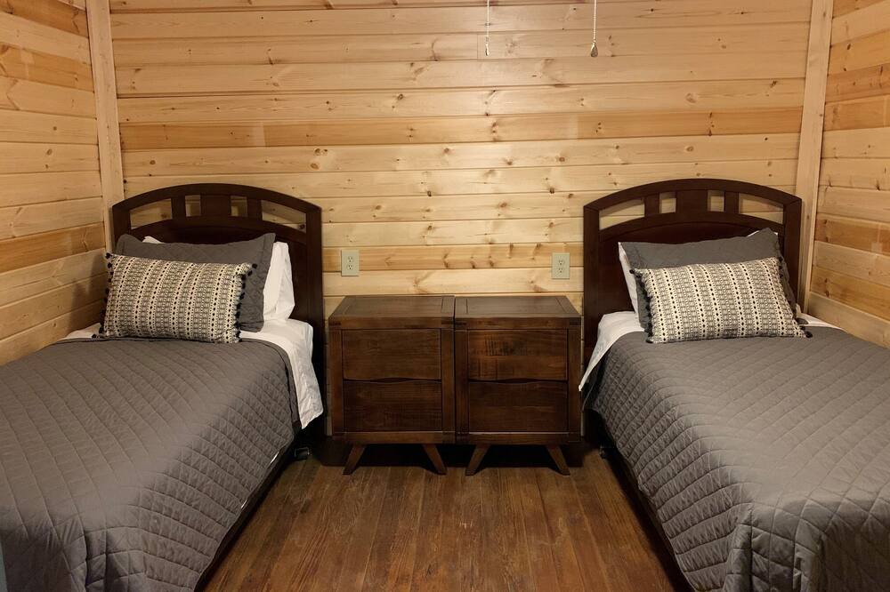 Photo of Bedroom in Urbana