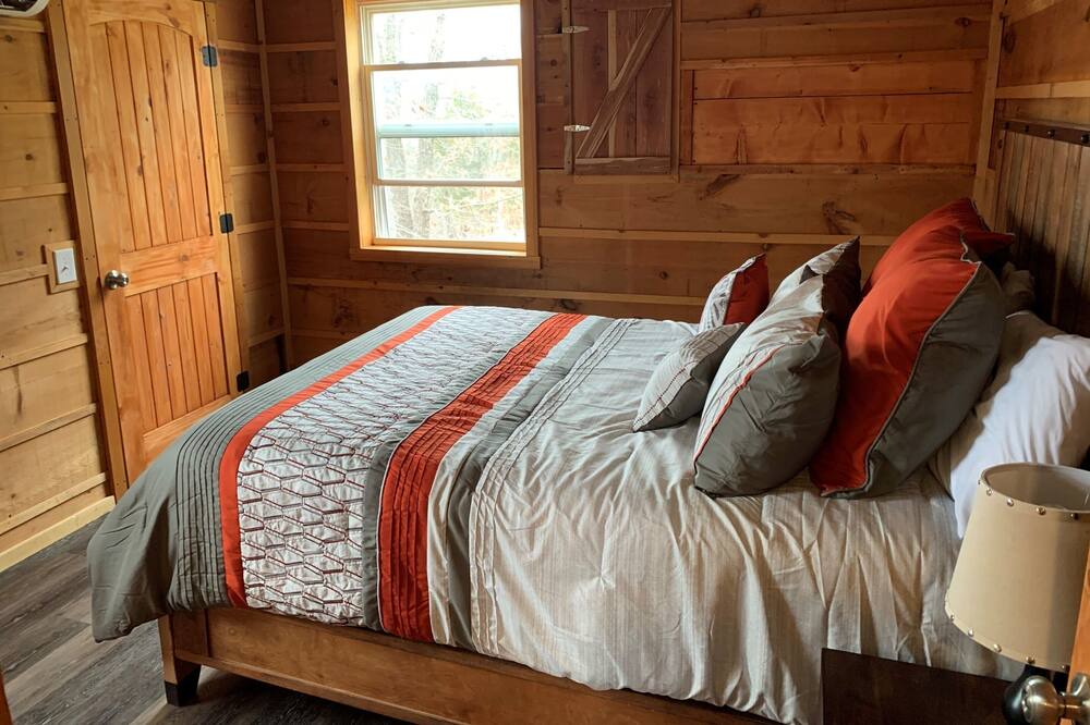 Photo of Bedroom in Urbana