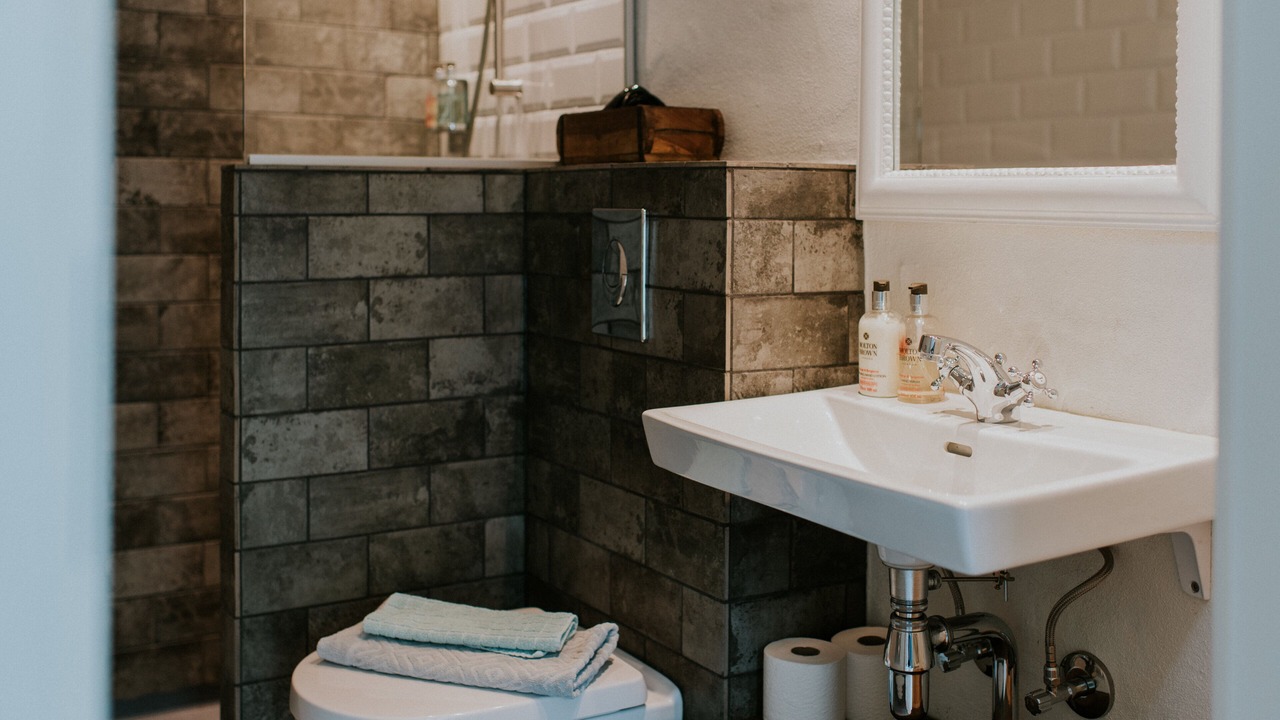 Photo of Bathroom in Aeroskobing