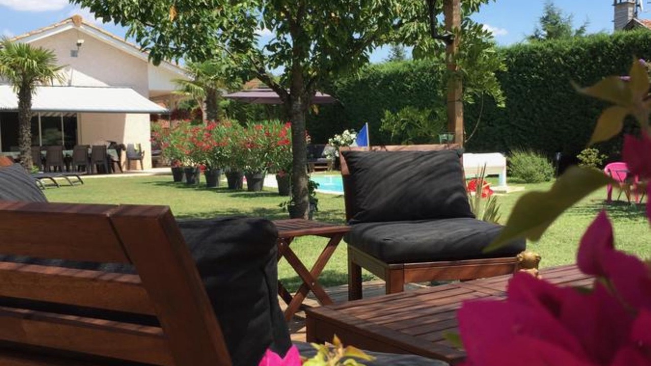 Photo of Patio Balcony in Tignieu-Jameyzieu