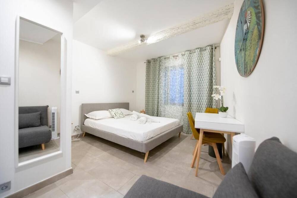 Photo of Bedroom in Gambetta