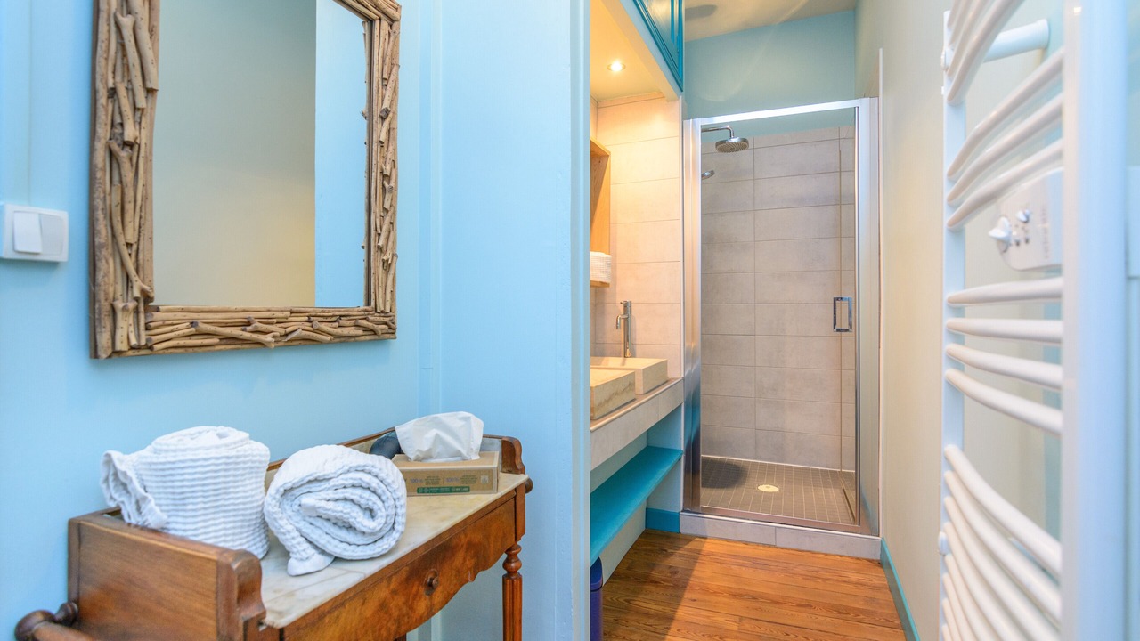 Photo of Bathroom in Saint-Marcel