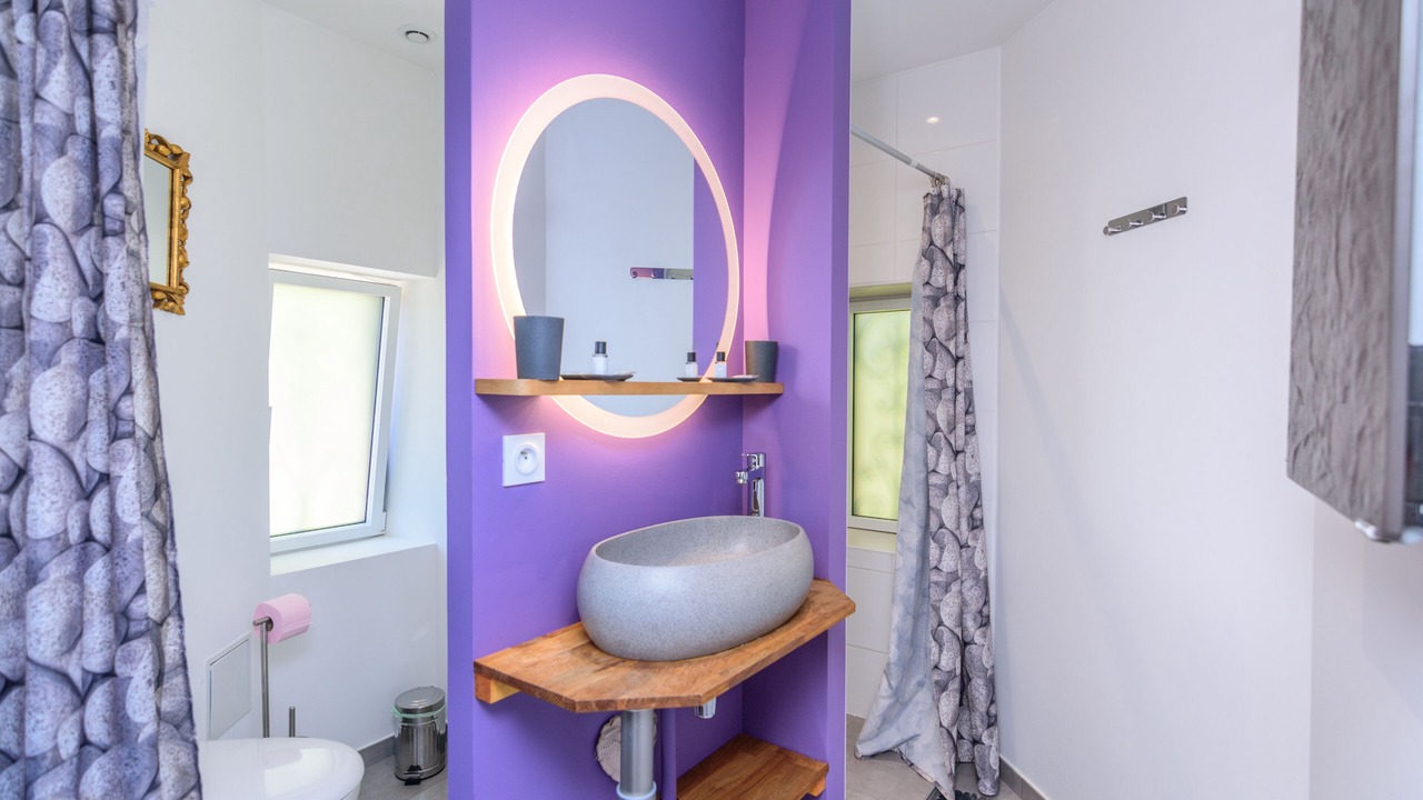 Photo of Bathroom in Saint-Marcel