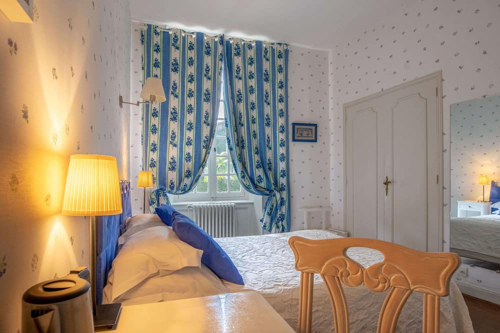 Photo of Bedroom in Villeneuve-de-Riviere