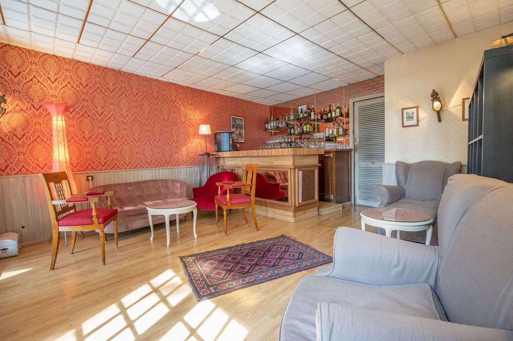 Photo of Others in Villeneuve-de-Riviere